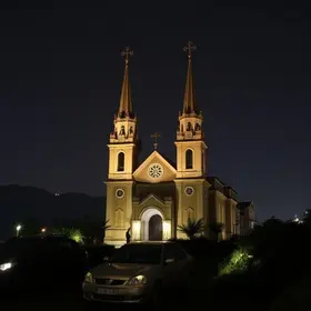 noite diferente nas igrejas de MG